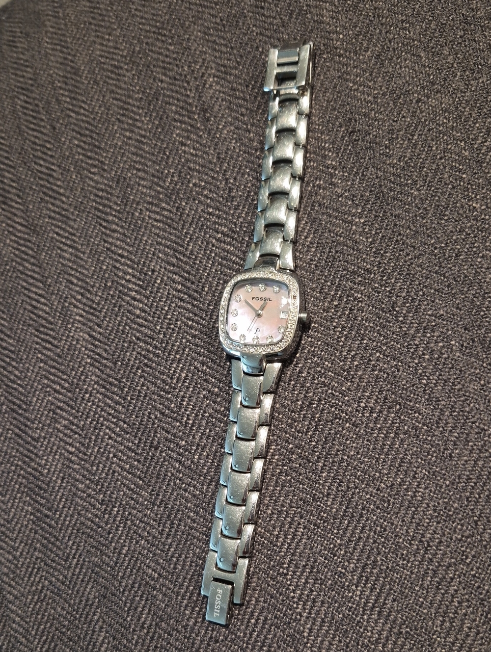 Fossil Silver Tone Mother-of-Pearl Bracelet Watch with Crystal Bezel